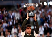 开云下载-包含ATP总决赛完胜法网，阿尔卡拉斯关键制胜的词条