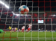 开云体育APP下载-包含莱比锡红牛碾压拜仁，阿尔瓦雷斯带队取胜的词条