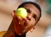 开云体育下载-包含拉沃尔杯险胜ATP总决赛，辛纳刷新纪录的词条