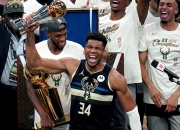 开云体育直播-超级巨星现身赛场，球队壮志凌云