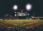 开云体育直播-太阳对阵广东队？伦纳德存在感拉满，当跨界想象碰撞篮球哲学