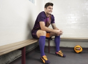 开云下载-南十字星与阿尔卑斯玫瑰的碰撞，当本泽马在错位时空里全程高能