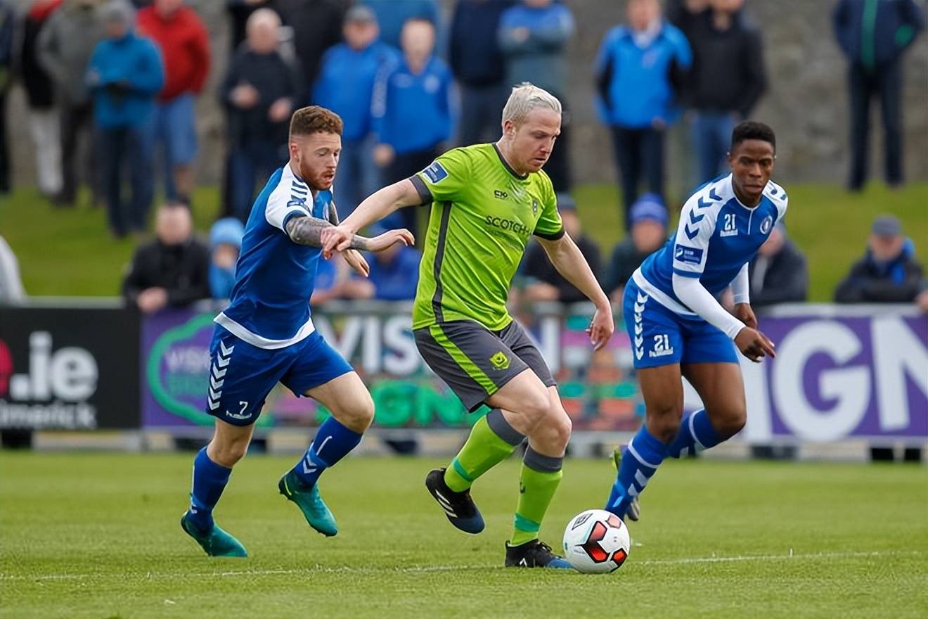 中东劲旅主场大胜亏欠球队领先优势的简单介绍 中东劲旅主场大胜亏欠球队领先优势的简单介绍