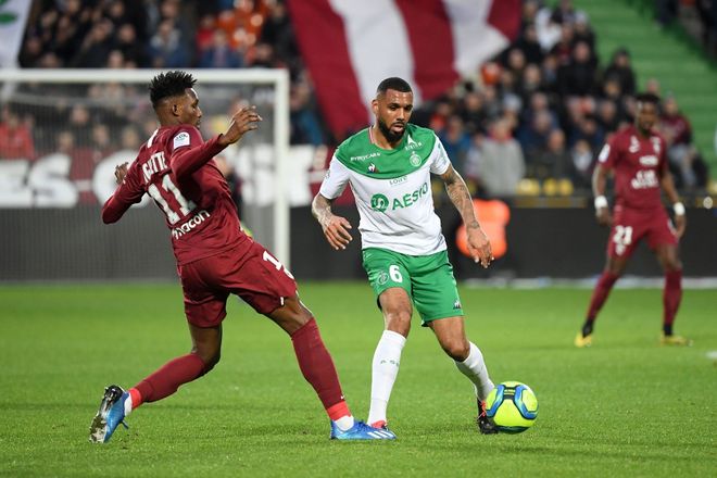 甘冈与梅斯交锋，双方都渴望胜利的简单介绍