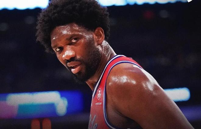 76人逆转辽宁队，恩比德点燃赛场