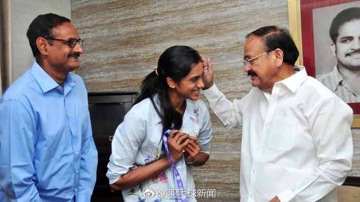 包含韩国羽毛球队强势印度羽毛球队，辛杜关键制胜的词条