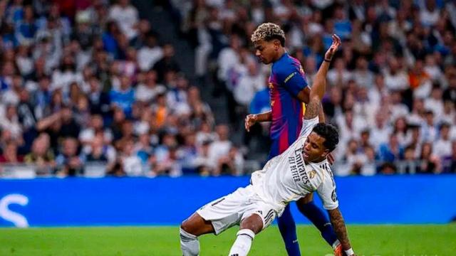 切尔西横扫丹麦，罗德里戈送出助攻