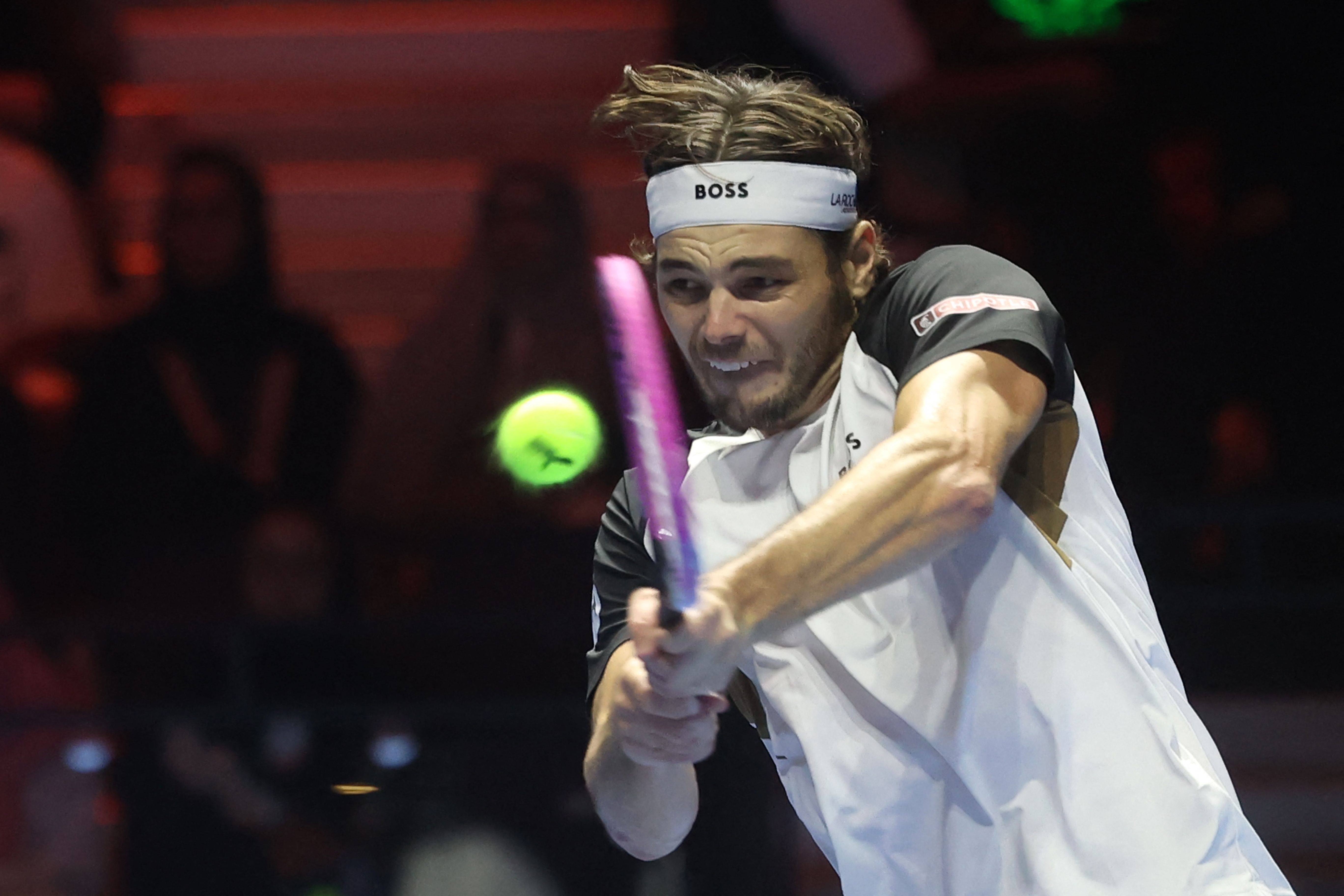 日本网球队横扫英国网球队,阿尔卡拉斯爆发神勇的简单介绍 日本网球队横扫英国网球队,阿尔卡拉斯爆发神勇的简单介绍