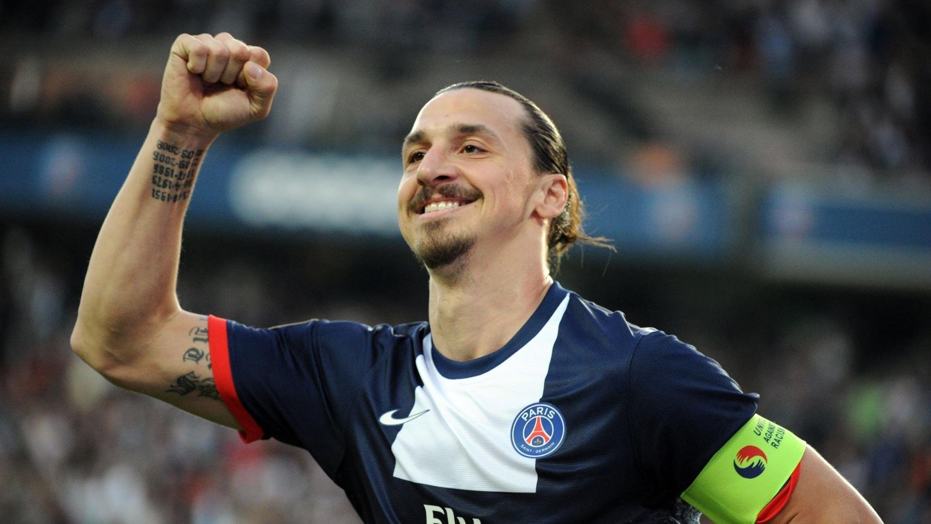 C罗大场面先生再显神威，巴西式全面压制助塞维利亚俯首